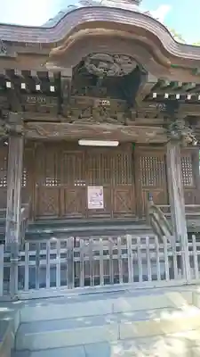 本木氷川神社の本殿・本堂