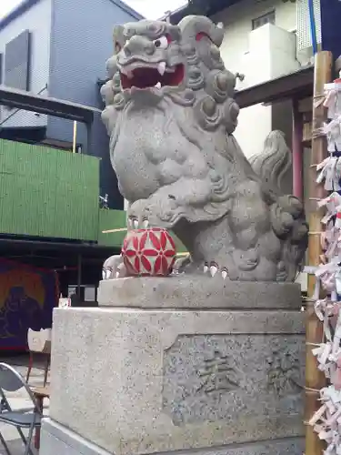 菊名神社の狛犬