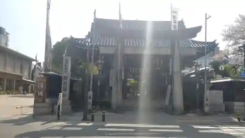 櫛田神社の鳥居