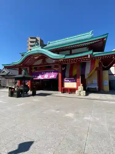 成田山横浜別院延命院の本殿・本堂