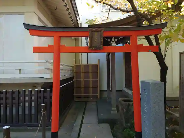 榊神社の末社・摂社