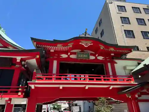 鷲神社の{uncategorized: "未分類", other: "その他", undefined: "問題あり", building: "その他建物", grave: "お墓", sacred_gate: "鳥居", guardian: "狛犬", statue: "像", buddha: "仏像", history: "歴史", nature: "自然", garden: "庭園", animal: "動物", pagoda: "塔", temizu: "手水舎", mountain_gate: "山門・神門", sanctuary: "本殿・本堂", subordinate: "末社・摂社", art: "芸術", scenery: "景色", jizo: "地蔵", ema: "絵馬", goshuin: "御朱印", omikuji: "おみくじ", items: "授与品その他", amulet: "お守り", goshuincho: "御朱印帳", eats: "食事", festival: "お祭り", votive_dance: "神楽", shichigosan: "七五三参", wedding: "結婚式", experience: "体験その他", initially: "初詣", around: "周辺", anti_infection: "感染症対策"}