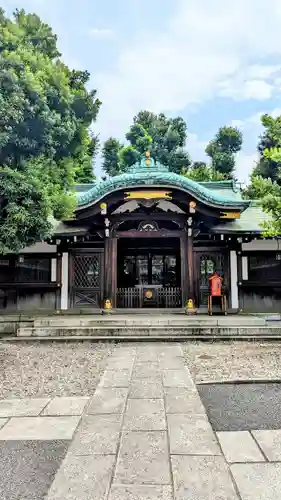 白金氷川神社の本殿・本堂