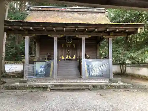 吉御子神社の本殿