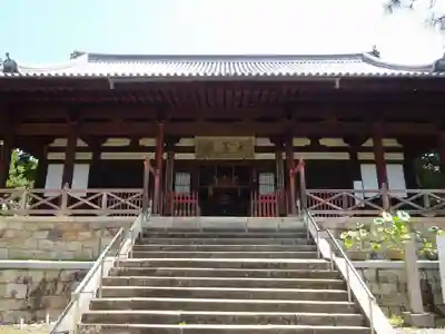 萬福寺の本殿・本堂
