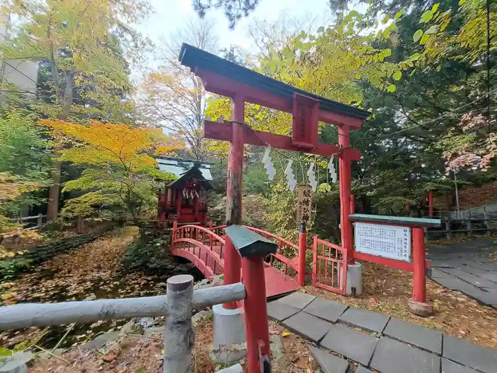 白石神社の末社・摂社