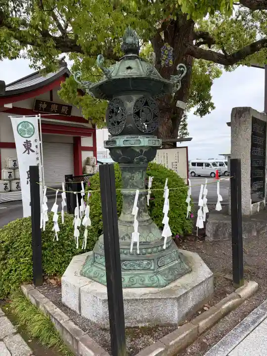 水戸東照宮の{uncategorized: "未分類", other: "その他", undefined: "問題あり", building: "その他建物", grave: "お墓", sacred_gate: "鳥居", guardian: "狛犬", statue: "像", buddha: "仏像", history: "歴史", nature: "自然", garden: "庭園", animal: "動物", pagoda: "塔", temizu: "手水舎", mountain_gate: "山門・神門", sanctuary: "本殿・本堂", subordinate: "末社・摂社", art: "芸術", scenery: "景色", jizo: "地蔵", ema: "絵馬", goshuin: "御朱印", omikuji: "おみくじ", items: "授与品その他", amulet: "お守り", goshuincho: "御朱印帳", eats: "食事", festival: "お祭り", votive_dance: "神楽", shichigosan: "七五三参", wedding: "結婚式", experience: "体験その他", initially: "初詣", around: "周辺", anti_infection: "感染症対策"}