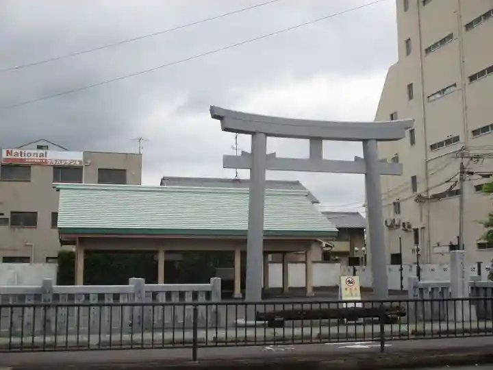 北野神社御旅所・神輿岡神社(北野天満宮境外末社)の鳥居