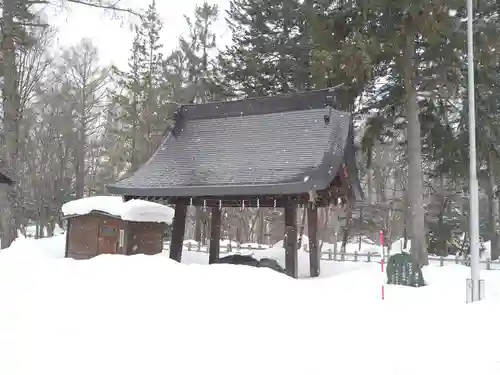鷹栖神社の手水舎