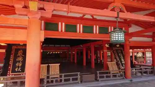 厳島神社の本殿