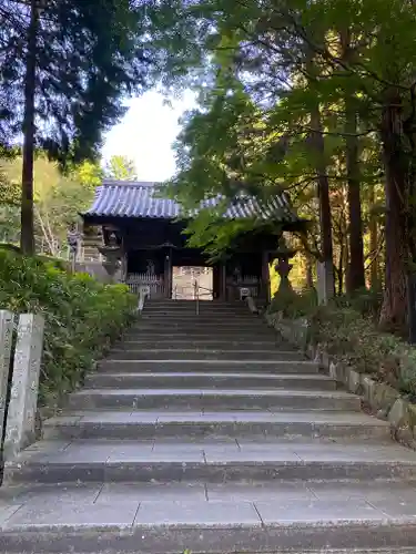 熊谷寺の山門・神門
