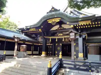 穴八幡宮の本殿・本堂