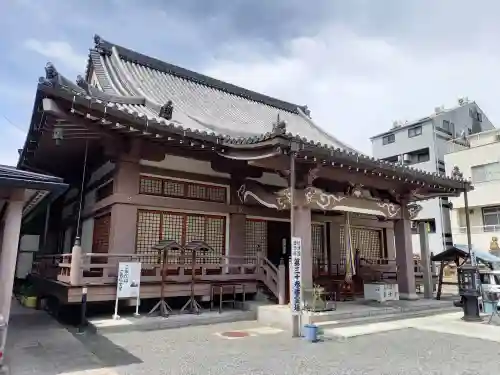 釋迦院（釈迦院）の本殿・本堂
