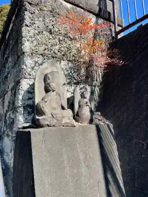 善仁寺の{uncategorized: "未分類", other: "その他", undefined: "問題あり", building: "その他建物", grave: "お墓", sacred_gate: "鳥居", guardian: "狛犬", statue: "像", buddha: "仏像", history: "歴史", nature: "自然", garden: "庭園", animal: "動物", pagoda: "塔", temizu: "手水舎", mountain_gate: "山門・神門", sanctuary: "本殿・本堂", subordinate: "末社・摂社", art: "芸術", scenery: "景色", jizo: "地蔵", ema: "絵馬", goshuin: "御朱印", omikuji: "おみくじ", items: "授与品その他", amulet: "お守り", goshuincho: "御朱印帳", eats: "食事", festival: "お祭り", votive_dance: "神楽", shichigosan: "七五三参", wedding: "結婚式", experience: "体験その他", initially: "初詣", around: "周辺", anti_infection: "感染症対策"}