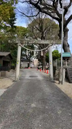 熊野三社の{uncategorized: "未分類", other: "その他", undefined: "問題あり", building: "その他建物", grave: "お墓", sacred_gate: "鳥居", guardian: "狛犬", statue: "像", buddha: "仏像", history: "歴史", nature: "自然", garden: "庭園", animal: "動物", pagoda: "塔", temizu: "手水舎", mountain_gate: "山門・神門", sanctuary: "本殿・本堂", subordinate: "末社・摂社", art: "芸術", scenery: "景色", jizo: "地蔵", ema: "絵馬", goshuin: "御朱印", omikuji: "おみくじ", items: "授与品その他", amulet: "お守り", goshuincho: "御朱印帳", eats: "食事", festival: "お祭り", votive_dance: "神楽", shichigosan: "七五三参", wedding: "結婚式", experience: "体験その他", initially: "初詣", around: "周辺", anti_infection: "感染症対策"}