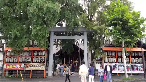 波除神社（波除稲荷神社）の鳥居