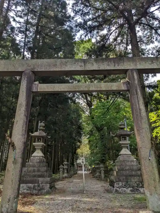 野々宮神社の{uncategorized: "未分類", other: "その他", undefined: "問題あり", building: "その他建物", grave: "お墓", sacred_gate: "鳥居", guardian: "狛犬", statue: "像", buddha: "仏像", history: "歴史", nature: "自然", garden: "庭園", animal: "動物", pagoda: "塔", temizu: "手水舎", mountain_gate: "山門・神門", sanctuary: "本殿・本堂", subordinate: "末社・摂社", art: "芸術", scenery: "景色", jizo: "地蔵", ema: "絵馬", goshuin: "御朱印", omikuji: "おみくじ", items: "授与品その他", amulet: "お守り", goshuincho: "御朱印帳", eats: "食事", festival: "お祭り", votive_dance: "神楽", shichigosan: "七五三参", wedding: "結婚式", experience: "体験その他", initially: "初詣", around: "周辺", anti_infection: "感染症対策"}