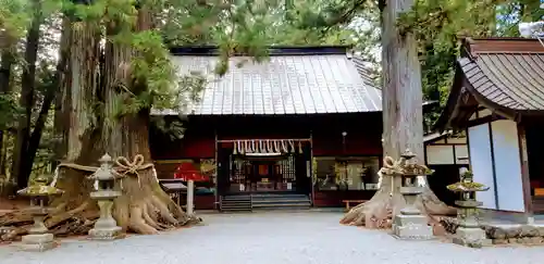 北口本宮冨士浅間神社の本殿