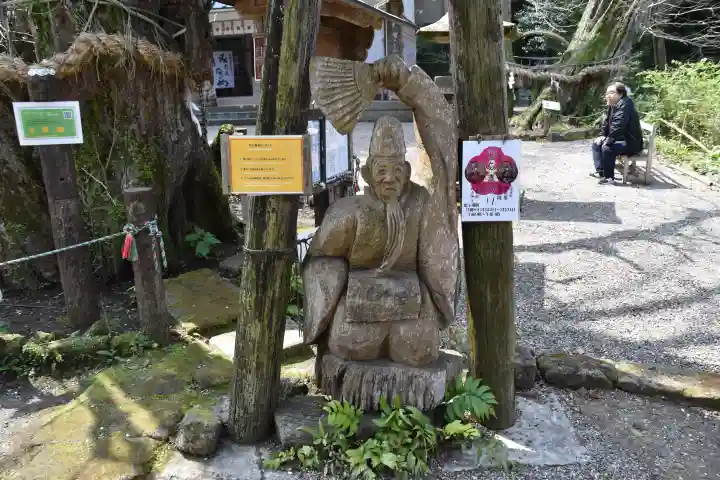 伊那下神社の{uncategorized: "未分類", other: "その他", undefined: "問題あり", building: "その他建物", grave: "お墓", sacred_gate: "鳥居", guardian: "狛犬", statue: "像", buddha: "仏像", history: "歴史", nature: "自然", garden: "庭園", animal: "動物", pagoda: "塔", temizu: "手水舎", mountain_gate: "山門・神門", sanctuary: "本殿・本堂", subordinate: "末社・摂社", art: "芸術", scenery: "景色", jizo: "地蔵", ema: "絵馬", goshuin: "御朱印", omikuji: "おみくじ", items: "授与品その他", amulet: "お守り", goshuincho: "御朱印帳", eats: "食事", festival: "お祭り", votive_dance: "神楽", shichigosan: "七五三参", wedding: "結婚式", experience: "体験その他", initially: "初詣", around: "周辺", anti_infection: "感染症対策"}