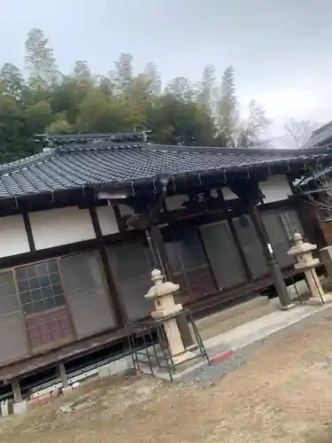 妙法寺の本殿