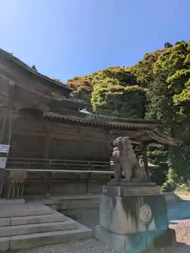 函館八幡宮の{uncategorized: "未分類", other: "その他", undefined: "問題あり", building: "その他建物", grave: "お墓", sacred_gate: "鳥居", guardian: "狛犬", statue: "像", buddha: "仏像", history: "歴史", nature: "自然", garden: "庭園", animal: "動物", pagoda: "塔", temizu: "手水舎", mountain_gate: "山門・神門", sanctuary: "本殿・本堂", subordinate: "末社・摂社", art: "芸術", scenery: "景色", jizo: "地蔵", ema: "絵馬", goshuin: "御朱印", omikuji: "おみくじ", items: "授与品その他", amulet: "お守り", goshuincho: "御朱印帳", eats: "食事", festival: "お祭り", votive_dance: "神楽", shichigosan: "七五三参", wedding: "結婚式", experience: "体験その他", initially: "初詣", around: "周辺", anti_infection: "感染症対策"}