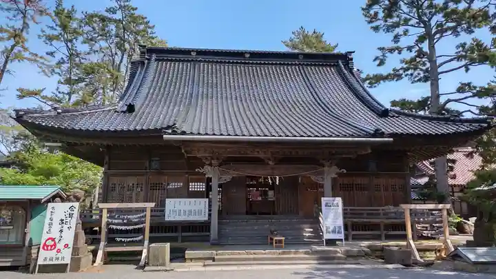 重蔵神社の本殿・本堂
