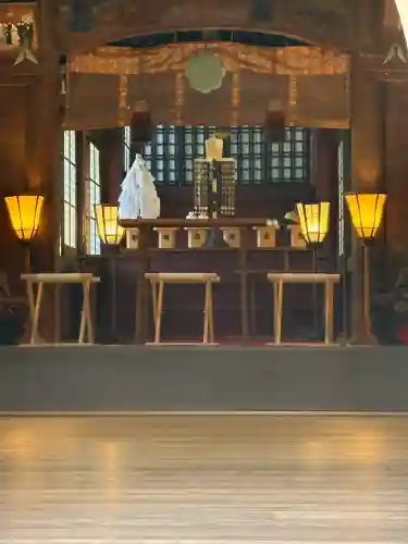 佐野赤城神社の{uncategorized: "未分類", other: "その他", undefined: "問題あり", building: "その他建物", grave: "お墓", sacred_gate: "鳥居", guardian: "狛犬", statue: "像", buddha: "仏像", history: "歴史", nature: "自然", garden: "庭園", animal: "動物", pagoda: "塔", temizu: "手水舎", mountain_gate: "山門・神門", sanctuary: "本殿・本堂", subordinate: "末社・摂社", art: "芸術", scenery: "景色", jizo: "地蔵", ema: "絵馬", goshuin: "御朱印", omikuji: "おみくじ", items: "授与品その他", amulet: "お守り", goshuincho: "御朱印帳", eats: "食事", festival: "お祭り", votive_dance: "神楽", shichigosan: "七五三参", wedding: "結婚式", experience: "体験その他", initially: "初詣", around: "周辺", anti_infection: "感染症対策"}