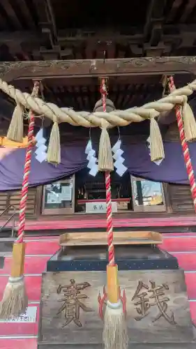 小泉稲荷神社の{uncategorized: "未分類", other: "その他", undefined: "問題あり", building: "その他建物", grave: "お墓", sacred_gate: "鳥居", guardian: "狛犬", statue: "像", buddha: "仏像", history: "歴史", nature: "自然", garden: "庭園", animal: "動物", pagoda: "塔", temizu: "手水舎", mountain_gate: "山門・神門", sanctuary: "本殿・本堂", subordinate: "末社・摂社", art: "芸術", scenery: "景色", jizo: "地蔵", ema: "絵馬", goshuin: "御朱印", omikuji: "おみくじ", items: "授与品その他", amulet: "お守り", goshuincho: "御朱印帳", eats: "食事", festival: "お祭り", votive_dance: "神楽", shichigosan: "七五三参", wedding: "結婚式", experience: "体験その他", initially: "初詣", around: "周辺", anti_infection: "感染症対策"}