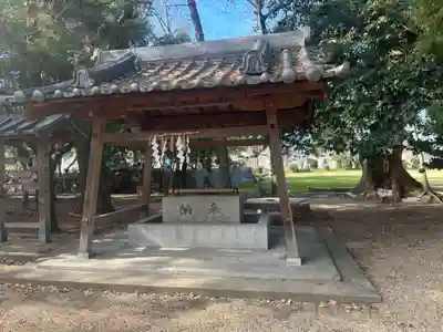 倭文神社の手水舎