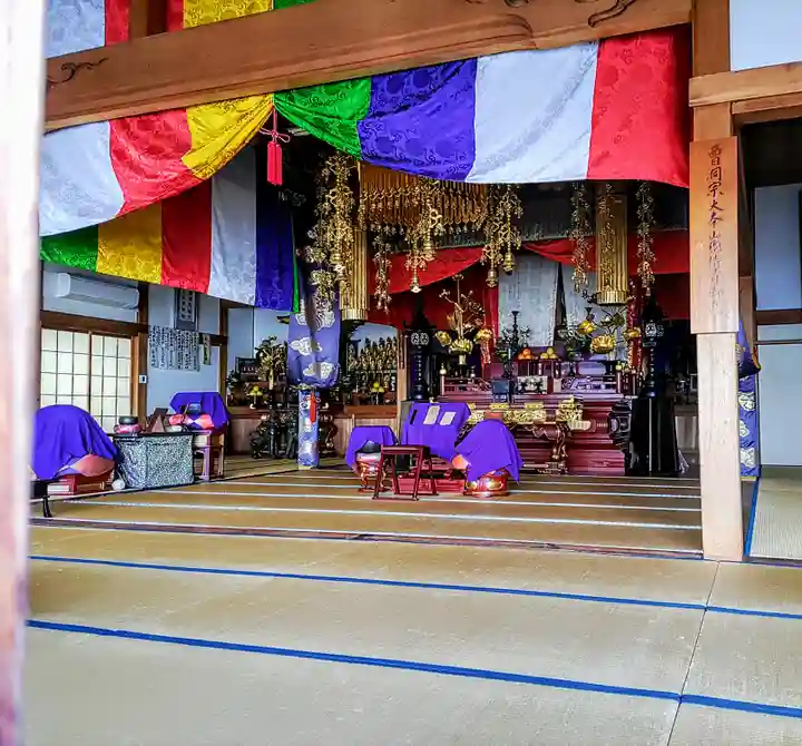 常楽寺の本殿・本堂