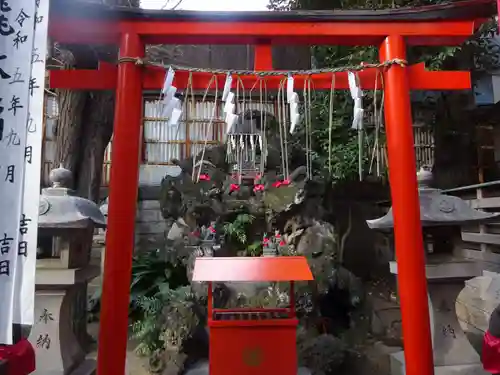 飛木稲荷神社の末社・摂社