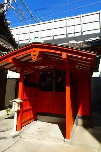 六孫王神社の本殿