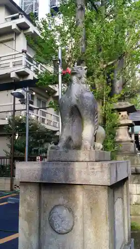稲荷鬼王神社の狛犬