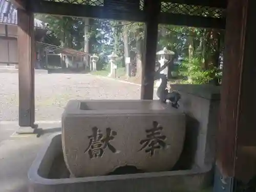 乎加神社の手水舎