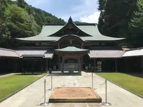 前神寺の本殿