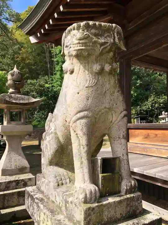 安乎八幡神社の{uncategorized: "未分類", other: "その他", undefined: "問題あり", building: "その他建物", grave: "お墓", sacred_gate: "鳥居", guardian: "狛犬", statue: "像", buddha: "仏像", history: "歴史", nature: "自然", garden: "庭園", animal: "動物", pagoda: "塔", temizu: "手水舎", mountain_gate: "山門・神門", sanctuary: "本殿・本堂", subordinate: "末社・摂社", art: "芸術", scenery: "景色", jizo: "地蔵", ema: "絵馬", goshuin: "御朱印", omikuji: "おみくじ", items: "授与品その他", amulet: "お守り", goshuincho: "御朱印帳", eats: "食事", festival: "お祭り", votive_dance: "神楽", shichigosan: "七五三参", wedding: "結婚式", experience: "体験その他", initially: "初詣", around: "周辺", anti_infection: "感染症対策"}