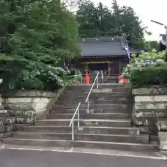 石母田　三吉神社の山門