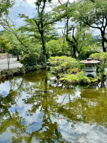 富士山本宮浅間大社の庭園