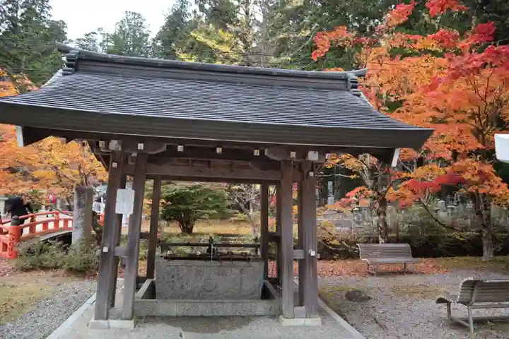 高野山金剛峯寺奥の院(和歌山県)