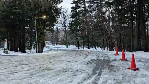 上川神社の庭園