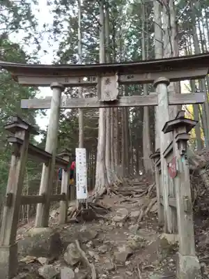 三峯神社の鳥居