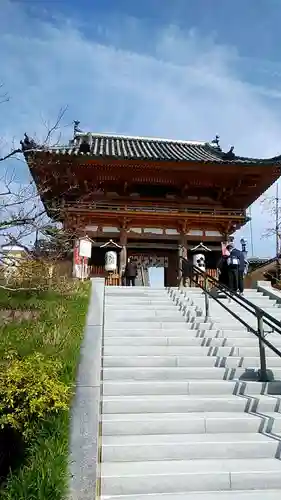 総持寺の山門・神門