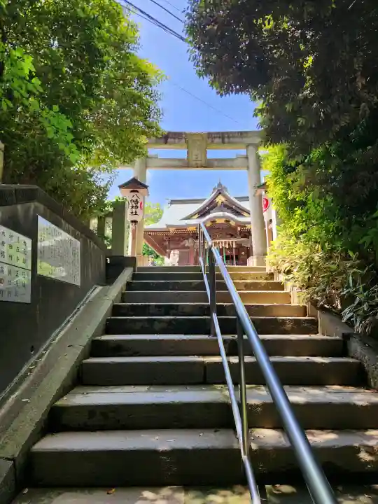 赤羽八幡神社の{uncategorized: "未分類", other: "その他", undefined: "問題あり", building: "その他建物", grave: "お墓", sacred_gate: "鳥居", guardian: "狛犬", statue: "像", buddha: "仏像", history: "歴史", nature: "自然", garden: "庭園", animal: "動物", pagoda: "塔", temizu: "手水舎", mountain_gate: "山門・神門", sanctuary: "本殿・本堂", subordinate: "末社・摂社", art: "芸術", scenery: "景色", jizo: "地蔵", ema: "絵馬", goshuin: "御朱印", omikuji: "おみくじ", items: "授与品その他", amulet: "お守り", goshuincho: "御朱印帳", eats: "食事", festival: "お祭り", votive_dance: "神楽", shichigosan: "七五三参", wedding: "結婚式", experience: "体験その他", initially: "初詣", around: "周辺", anti_infection: "感染症対策"}