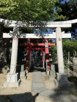 半田稲荷神社の鳥居