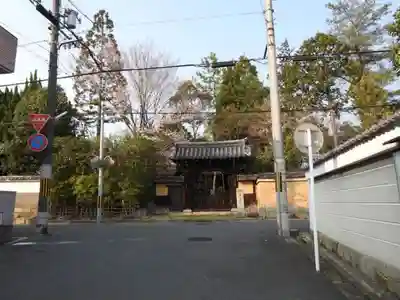 迎稱寺(迎称寺)の周辺