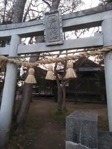 白髭神社の鳥居