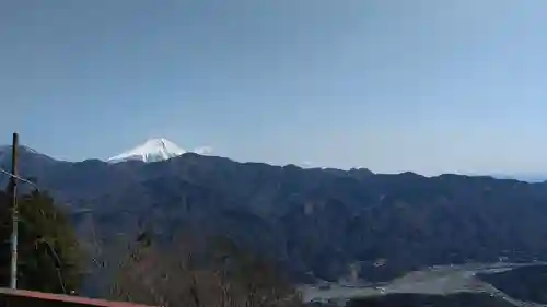 身延山奥之院思親閣の景色