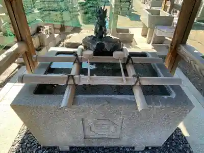 西蓮寺の手水舎