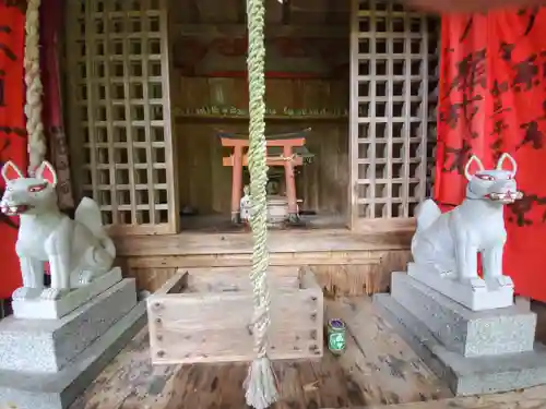 稲荷社 天神社 山神社の狛犬