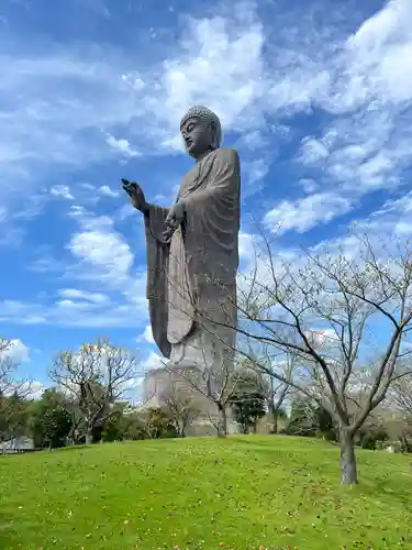 東本願寺本廟 牛久浄苑（牛久大仏）(茨城県)
